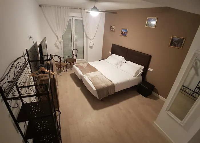 Puente De HierroHostal